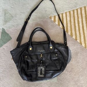 Marc Jacobs black leather purse with gold hardware
